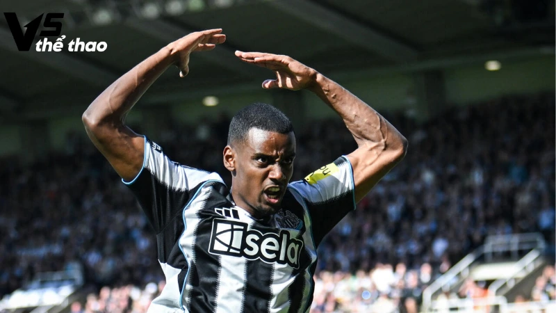 Phản ứng của Newcastle sau khi Isak ra đi